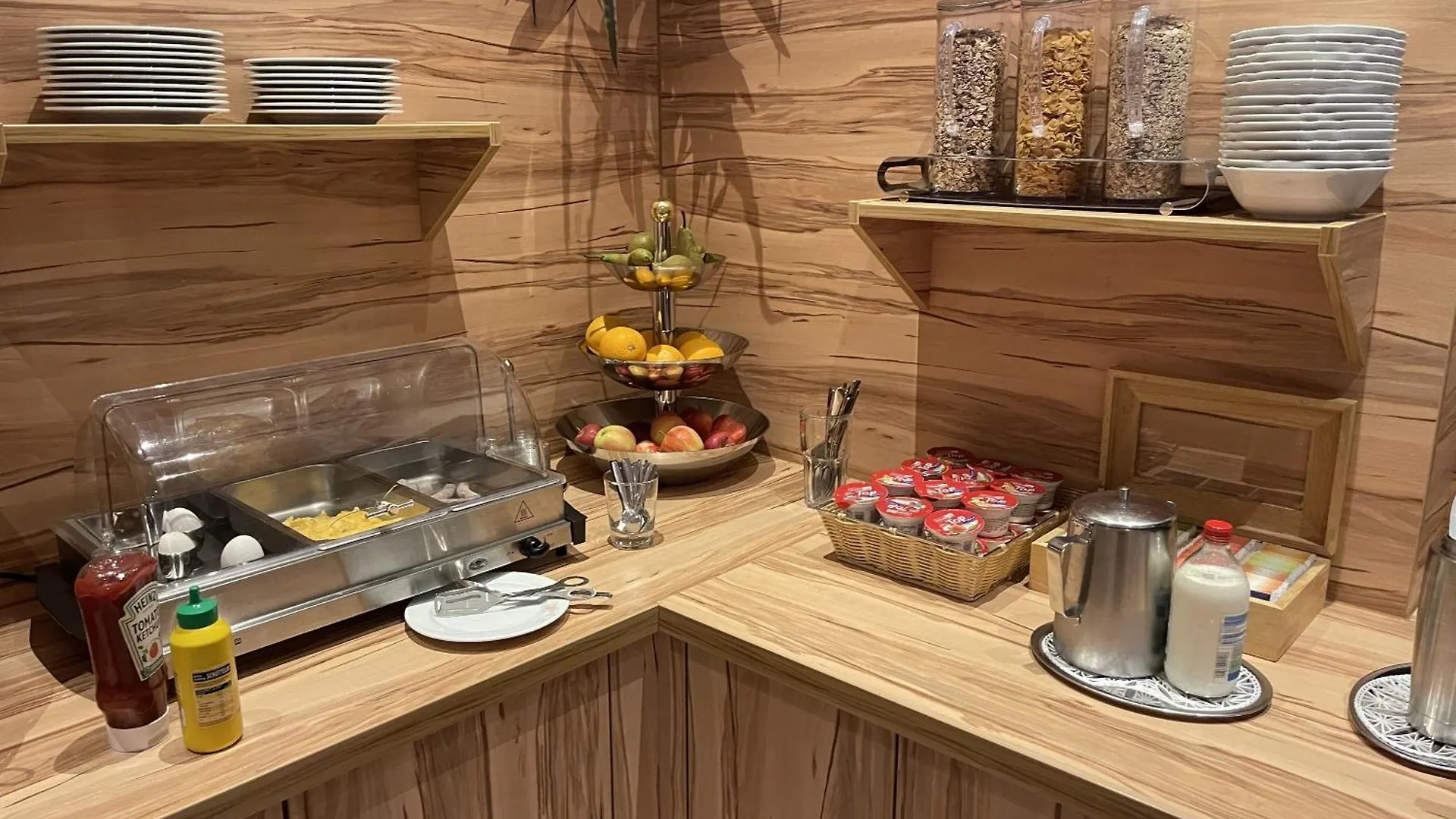 Hotel König Humbert Erlangen Frühstückspension