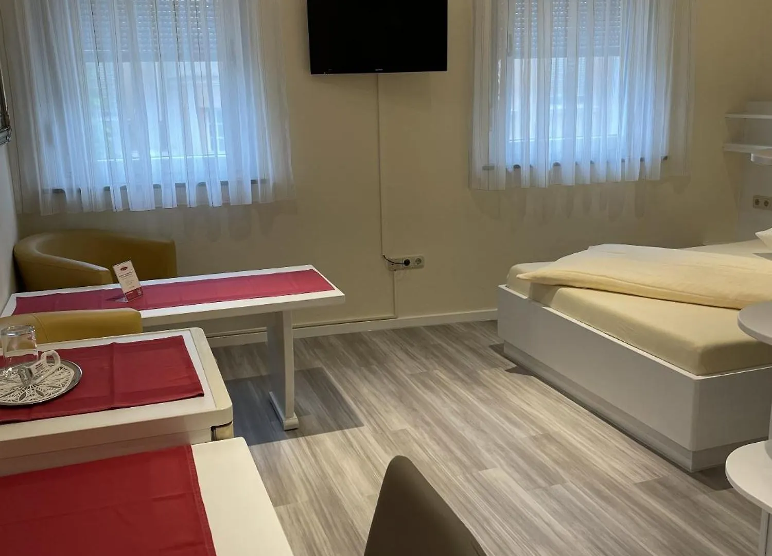 Hotel König Humbert Erlangen 2*,  Deutschland